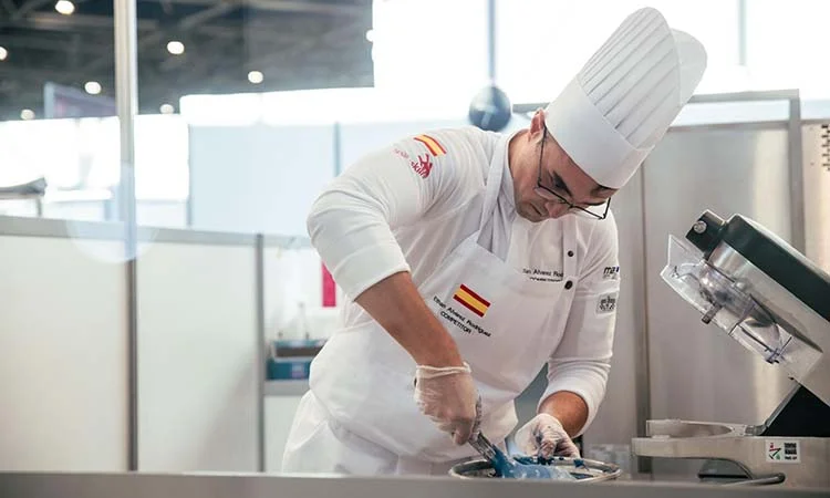 Un estudiant de l’Escola d’Hostaleria d’Osona excel·leix en una competició internacional de cuina