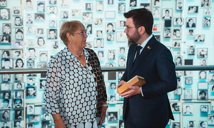 Bachelet agraeix a Aragonès el Premi Joan Alsina de Drets Humans