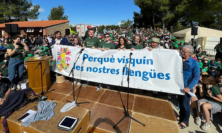Les famílies de la Bressolada reclamen l’oficialitat del català a l'estat francès