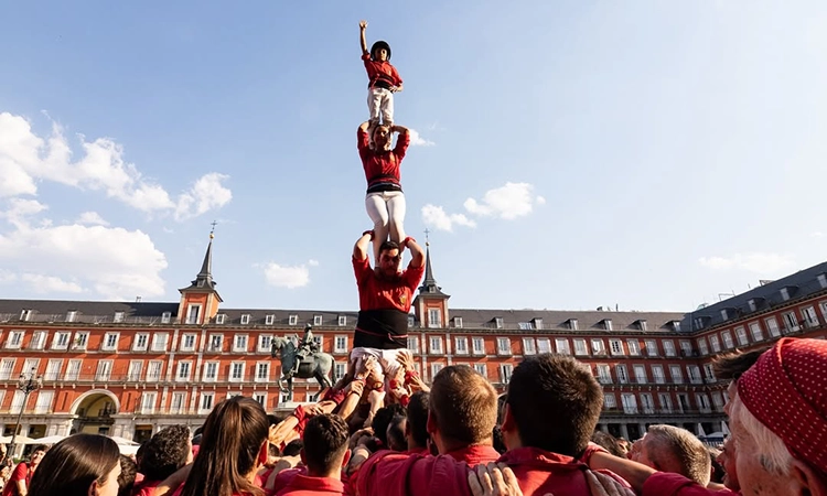 Teatre, castells, roses i llibres: així serà la Festa Major 2026 del Cercle Català de Madrid