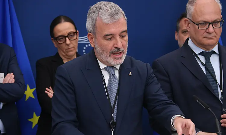 Collboni lidera una iniciativa europea per mobilitzar 300.000 milions anuals contra la crisi d’habitatge