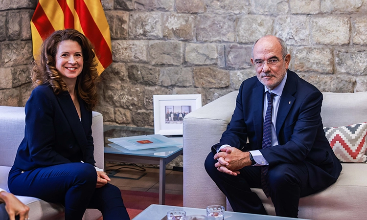 Duch demana més participació de Catalunya a la presidenta del Comitè Europeu de les Regions