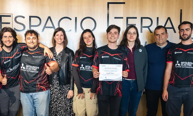 Un equip català guanya a Madrid una competició de robòtica mòbil autònoma