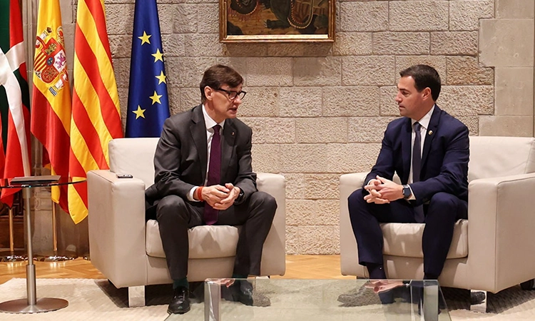 Illa i Pradales envien una carta als estat de la UE demanant l’oficialitat del català i l’euskera
