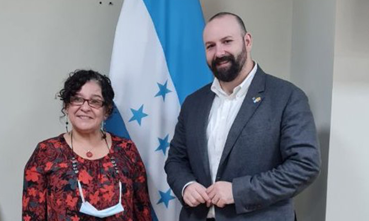 El delegat català Lleïr Daban obre el seu primer viatge oficial a Hondures