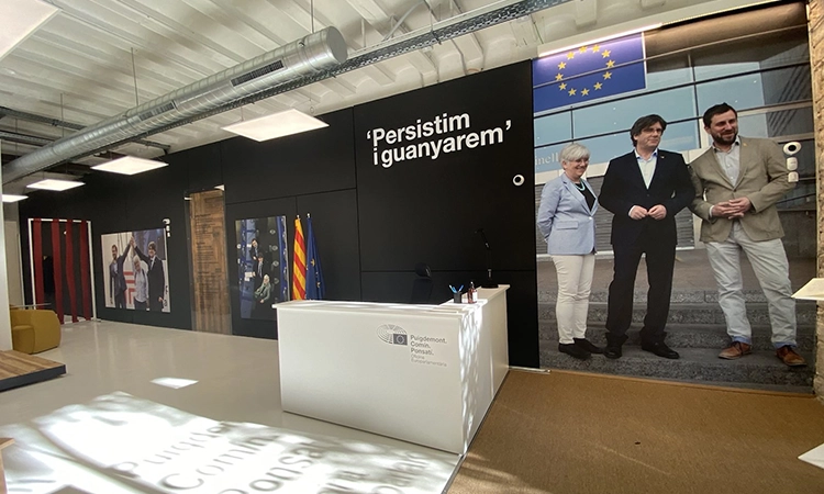 Tanca l'oficina europarlamentària de Puigdemont, Comín i Ponsatí a Barcelona