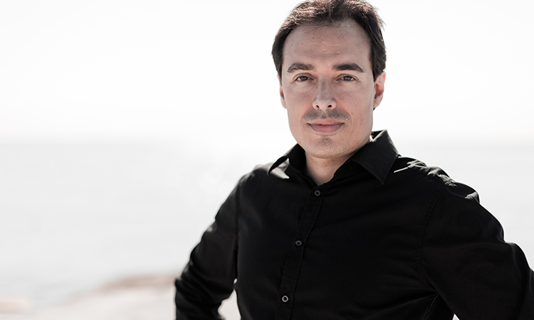 El compositor català Oriol Cruixent estrena 'Concerto Rapa Nui' a Mèxic