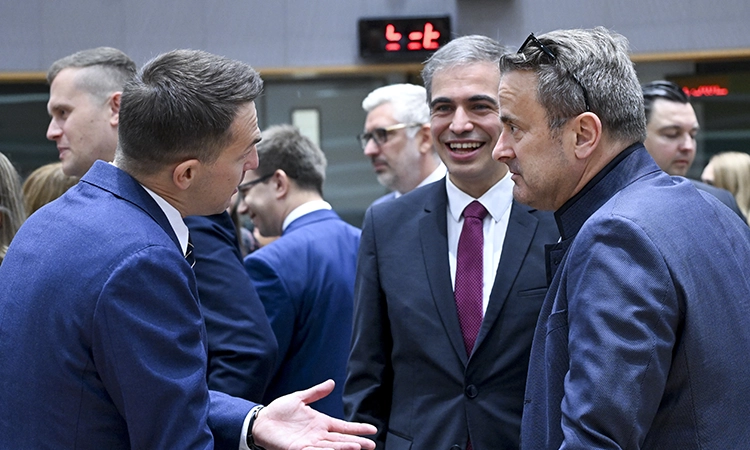 La UE torna a ajornar la decisió sobre l’oficialitat del català per falta de consens