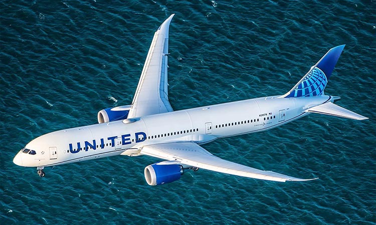 United Airlines estrena la connexió sense escales entre Barcelona i Chicago