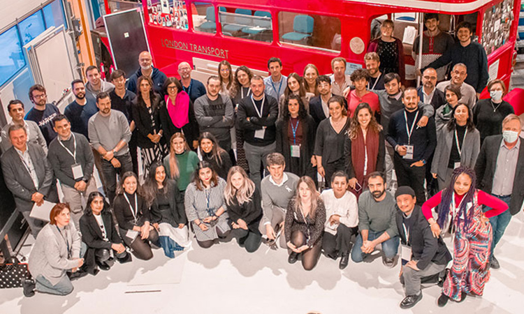Una vintena d'estudiants catalans participen al Challenge Based Innovation a Suïssa