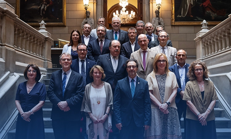 25 universitats signen un manifest per reclamar l’oficialitat del català, el gallec i l’euskera a la UE